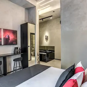 gallery-experience-napoli.hotels-amalfi.com/